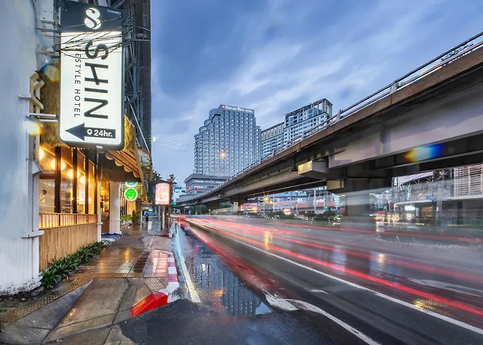 Shin Victory Monument Hotel