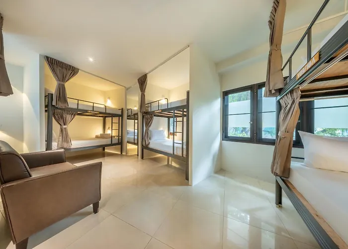 Shin Victory Monument Hotel 3*